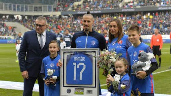 Imagem do artigo:A seleção eslovaca se despediu de sua maior lenda: Hamsik, o craque que botou o país nos mapas da Copa e da Euro