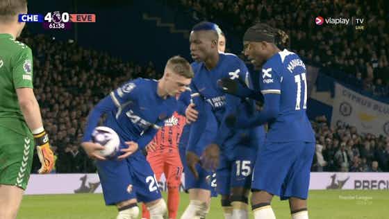 Article image:📸 Chelsea's on-field turmoil continues during Everton rout