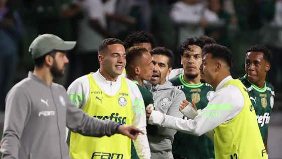 Imagem do artigo:Breno Lopes, Luiz Adriano e Diego Souza: relembre ‘tretas’ entre jogadores e torcedores do Palmeiras