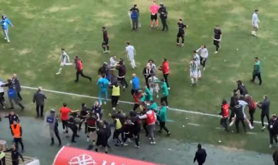 Imagem do artigo:Jogo de futebol na Turquia acaba em pancadaria e detenção