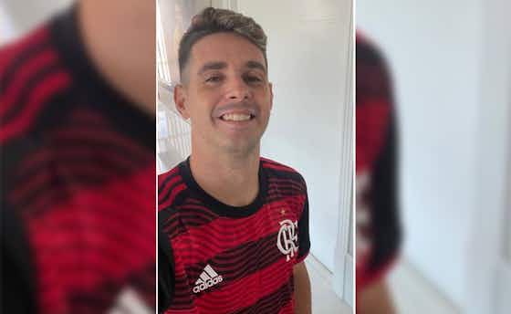 Imagem do artigo:Jogadores do Flamengo voltam para o Rio com Oscar na delegação