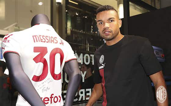 Article image:Meet&Greet: Junior Messias at the Milan Store Downtown