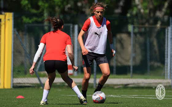 Article image:Rossonere training ahead of Sampdoria v AC Milan