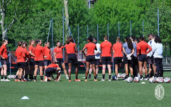 Article image:Rossonere training ahead of Sampdoria v AC Milan