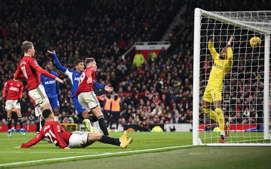 Imagem do artigo:Chelsea tem atuação desastrosa, é salvo de um vexame por Robert Sanchez em derrota pro Manchester United no Old Trafford