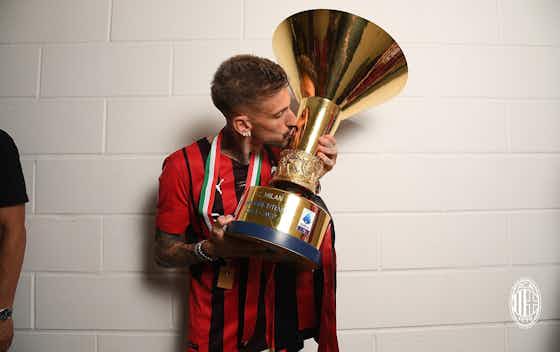 Article image:Castillejo: “To cheer on these colors as a kid and then win a title is unimaginable, I’ve always been available with a smile and the desire to work”
