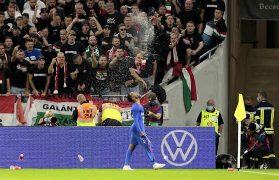 Imagem do artigo:Em meio a vaias durante ato antirracista em jogos das eliminatórias, Lewandowski reforça posicionamento: “respeito”