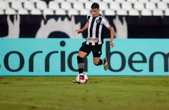 Imagem do artigo:Navarro projeta melhora do Botafogo e mira ‘prévia’ contra o Vasco