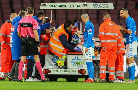 Imagem do artigo:Goleiro desaba no chão desacordado e é levado para hospital na Itália