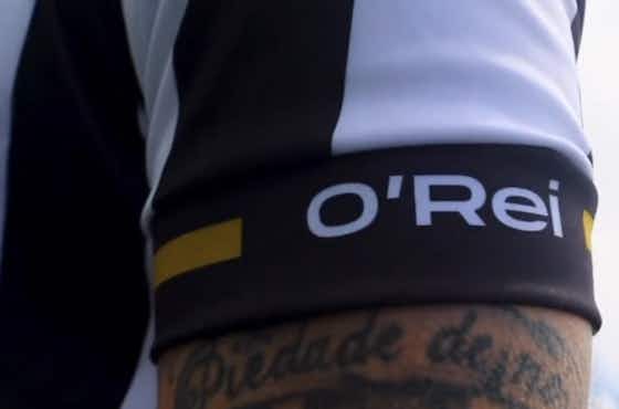 Imagem do artigo:Clube da Costa Rica apresenta uniforme em homenagem a Pelé no Santos