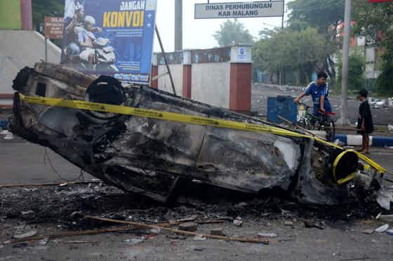 Immagine dell'articolo:Tragedia in Indonesia, quasi 200 morti per gli scontri dopo una partita