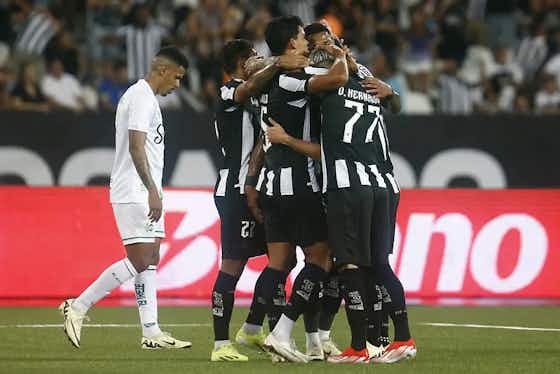 Imagem do artigo:Pablo sente a coxa e deixa o Botafogo com dez jogadores contra o Juventude