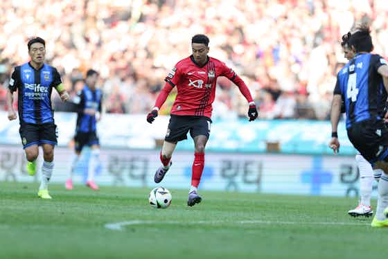 Article image:Jesse Lingard rues missed chance during home debut but pass was "perfect"