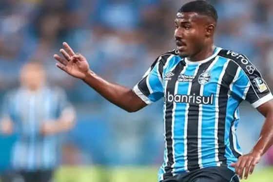 Imagem do artigo:Botafogo encaminha contratação do lateral-esquerdo Cuiabano, do Grêmio