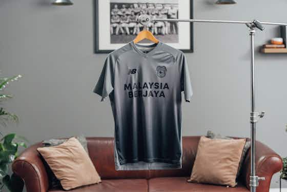 Imagem do artigo:New Balance lança nova camisa reserva do Cardiff City 2022-2023