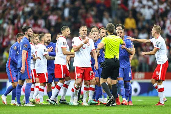 Imagem do artigo:Jogador da Polônia é acusado de racismo em jogo contra Inglaterra