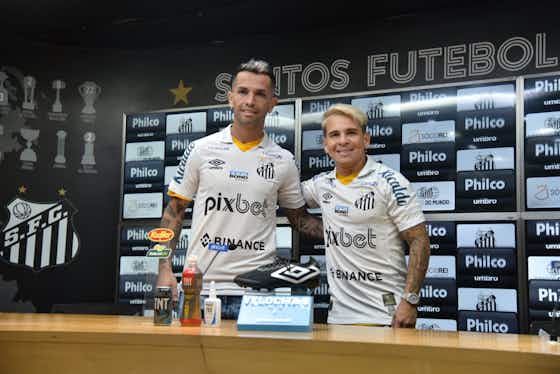 Imagem do artigo:Carabajal é apresentado no Santos: ‘Maior clube que já defendi’
