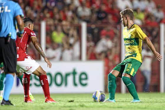 Imagem do artigo:Vila Nova abre vantagem sobre o Cuiabá na semifinal da Copa Verde