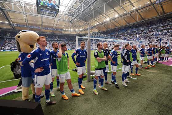 Artikelbild:Deshalb werden jetzt etliche Schalke-Fans per Fahndungsfoto gesucht