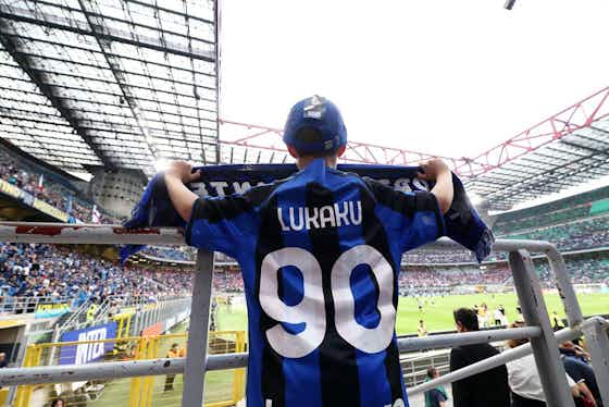 Immagine dell'articolo:Lukaku e Barella mandano avanti l’Inter: Atalanta sotto 2-1 a San Siro