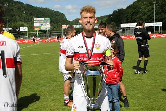 Artikelbild:Doppel-Cup-Gewinner: Nach DFB-Pokal holt Stuttgart den kleinen Henkel-Pott