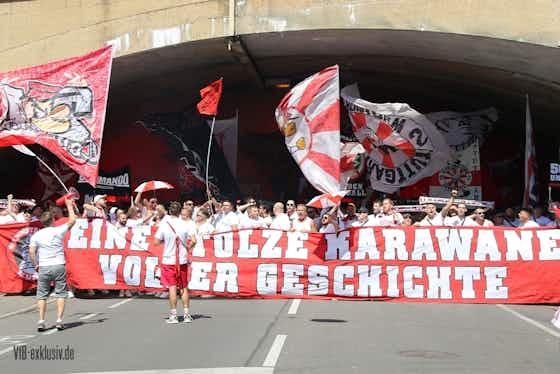 Artikelbild:Karawane für die Fans – die Logenplätze gab es nur für die VfB-Bosse