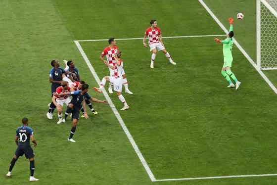 Imagem do artigo:Com gol contra e VAR, França vai vencendo Croácia