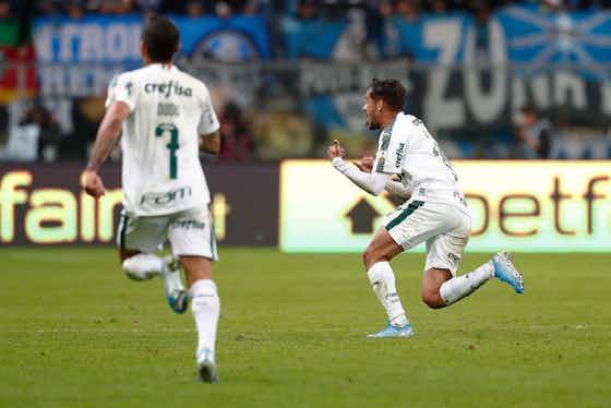 Imagem do artigo:Libertadores: Com golaço, Palmeiras vence Grêmio e fica em vantagem