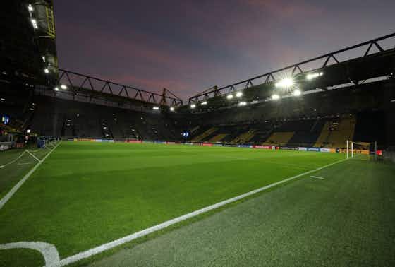 Article image:Borussia Dortmund kick off title challenge against Augsburg