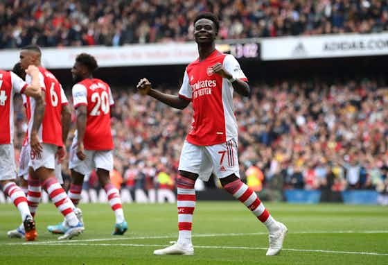 Article image:Arsenal's Bukayo Saka surprised young fan who gave him his pocket money