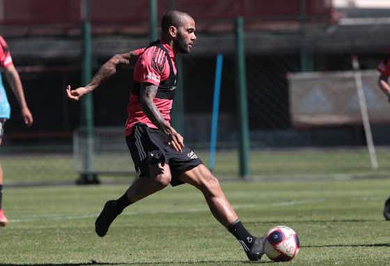 Imagem do artigo:Daniel Alves rejeita proposta, e Fluminense encerra negociação
