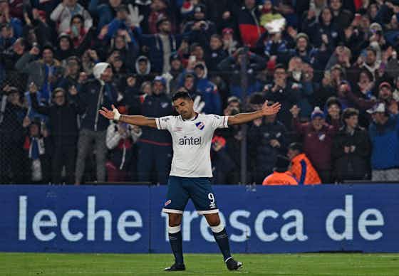 Imagem do artigo:Suárez entra no intervalo e marca seu primeiro gol em retorno ao Nacional