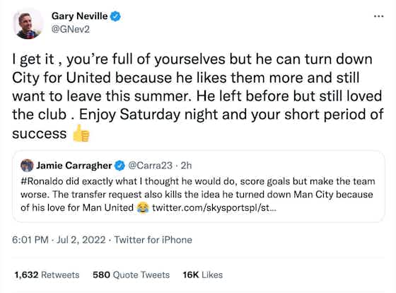 Article image:Cristiano Ronaldo: Carragher and Neville battle it out on Twitter after huge Man Utd news