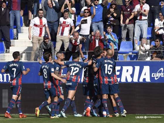 Imagen del artículo:SD Huesca 3-0 Burgos CF: Exhibición de efectividad azulgrana