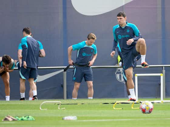 Article image:Xavi expected to make one big change to the Barcelona lineup for Real Madrid clash
