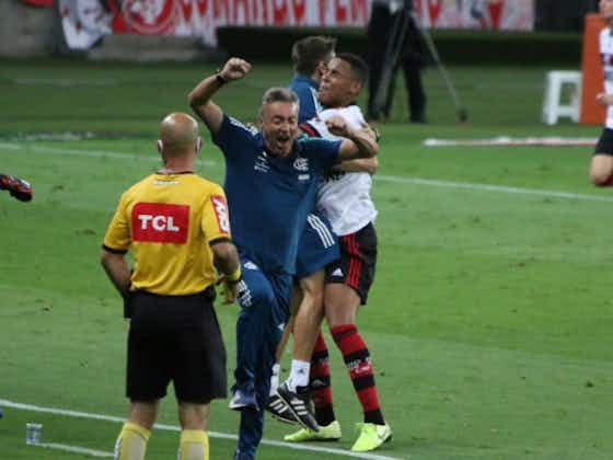 Imagem do artigo:Flamengo aparece com 50,5% de chance de título do Brasileirão, aponta site estatístico