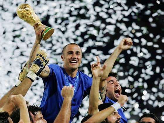 Imagem do artigo:Fabio Cannavaro foi zagueiro icônico e capitão do tetracampeonato da Itália