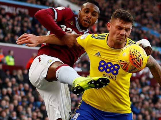 Article image:Sheffield Wednesday eyeing up transfer deal for experienced Championship defender
