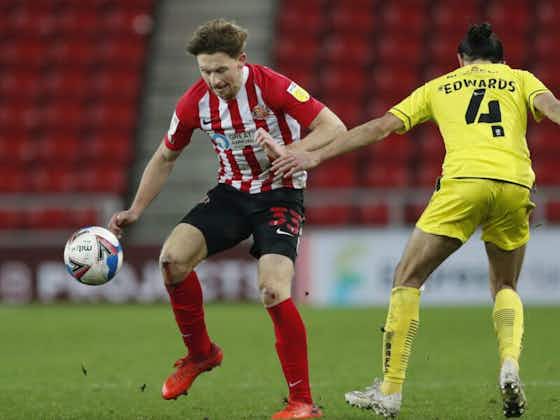 Article image:Denver Hume reveals reasoning behind his decision to swap Sunderland for Portsmouth