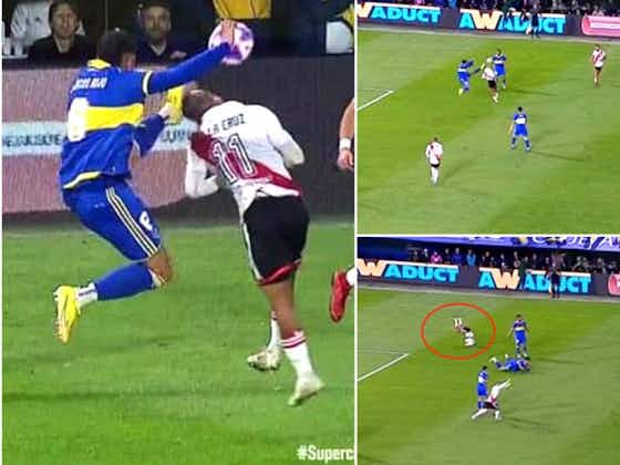 Mundtlig chef skade Marcos Rojo: Ex-Man Utd ace sent off for crazy tackle during Boca Juniors v  River Plate | OneFootball