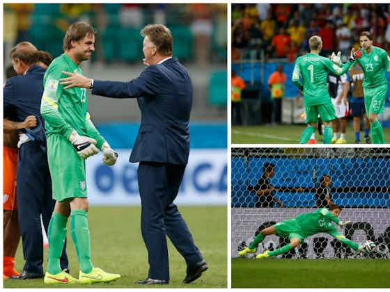 Article image:World Cup 2014: Louis van Gaal makes Tim Krul Netherlands' penalty shoot-out hero
