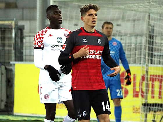 Artikelbild:SC Freiburg: Guus Til zeigt vollen Einsatz, hat aber schweren Stand