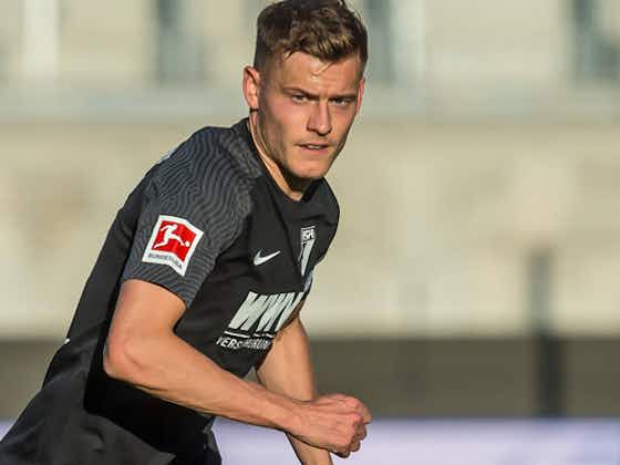 Artikelbild:FC Augsburg: Alfred Finnbogason steigt ins Training ein