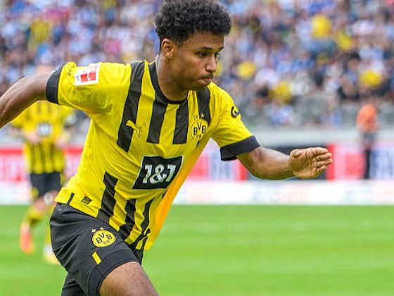 Artikelbild:Borussia Dortmund: Karim Adeyemi geht mit Verletzung in den Urlaub