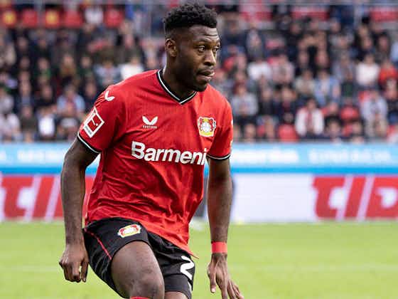 Artikelbild:Bayer 04 Leverkusen: Timothy Fosu-Mensah verpasst Trainingsauftakt 