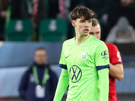 Artikelbild:VfL Wolfsburg: Lukáš Ambros drückt Schul- statt Ersatzbank