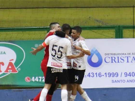 Imagem do artigo:Com duas viradas e confusão, Corinthians Futsal vence lider do grupo