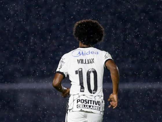 Imagem do artigo:Sylvinho atualiza situação física de Willian e fala que atleta “não é uma máquina”