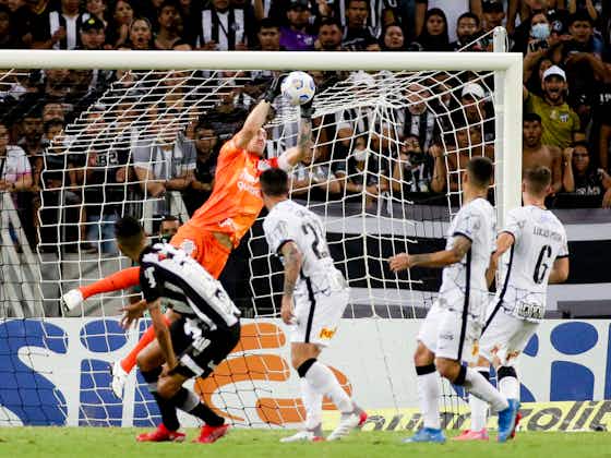 Imagem do artigo:Sylvinho exime Cássio de culpa e fala que Corinthians merecia “resultado melhor”