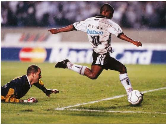 Imagem do artigo:Há 25 anos, Edilson “Capetinha” estreava pelo Corinthians